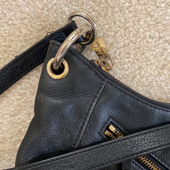 Michael Kors black leather purse, shoulder strap, zipper - Picture 3 of 13